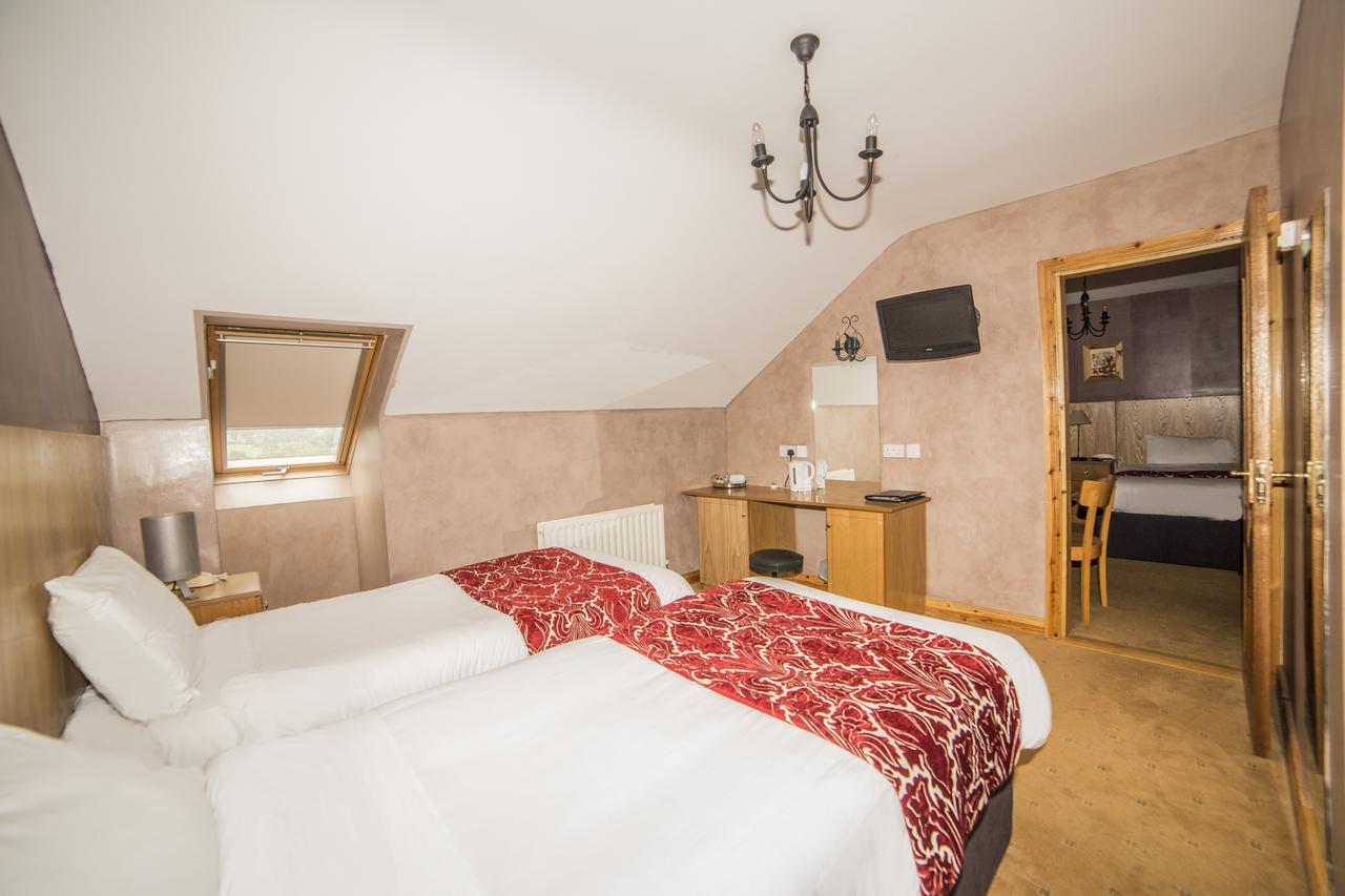 The Frontier Hotel Bridgend Exteriér fotografie